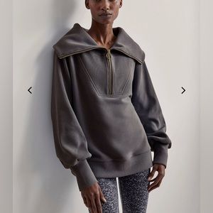 Varley Vine Half-Zip Pullover, see photos x small deep charcoal